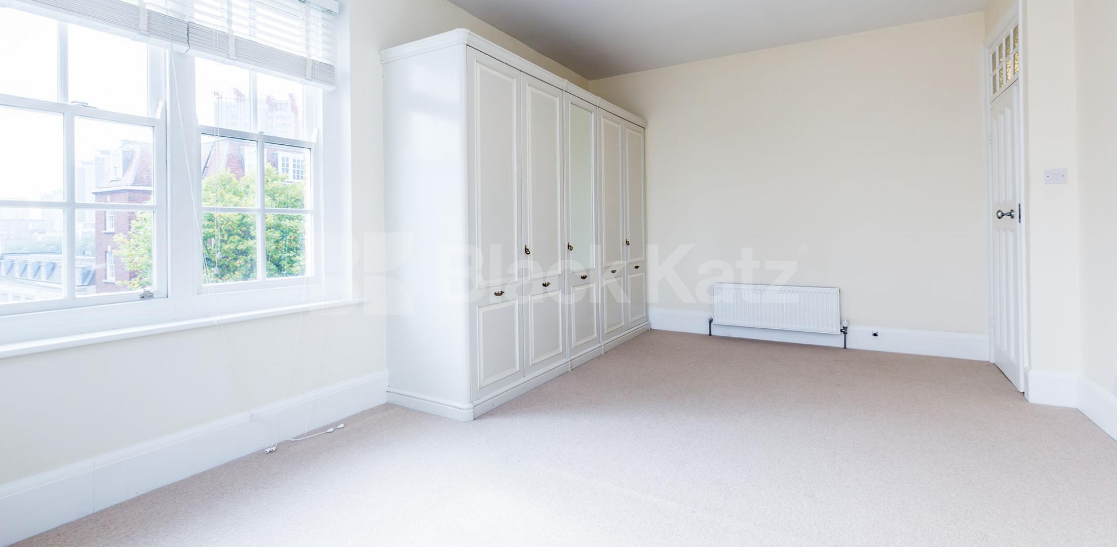 Recently refurbished spacious 2 bed with modern kitchen mins to regents park Northwick Terrace, St Johns Wood / Maida Vale